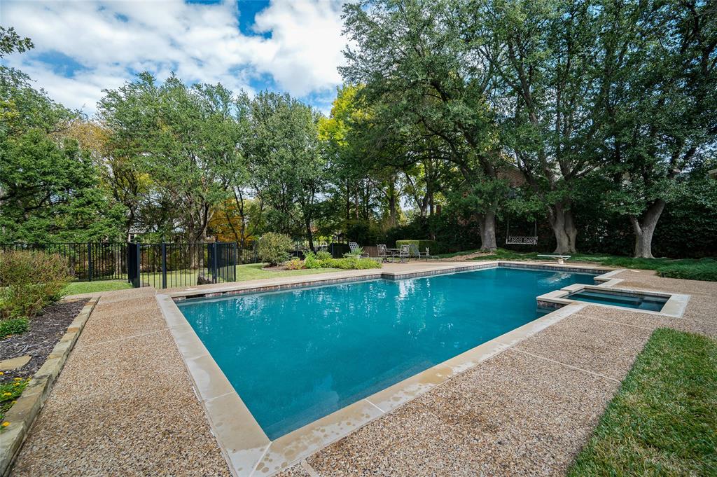 Willow Bend Lakes Ph Ix - Residential