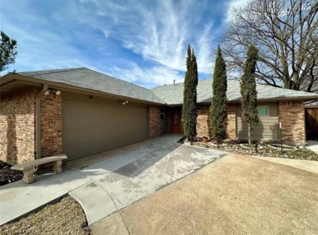 1421 Camelia Drive