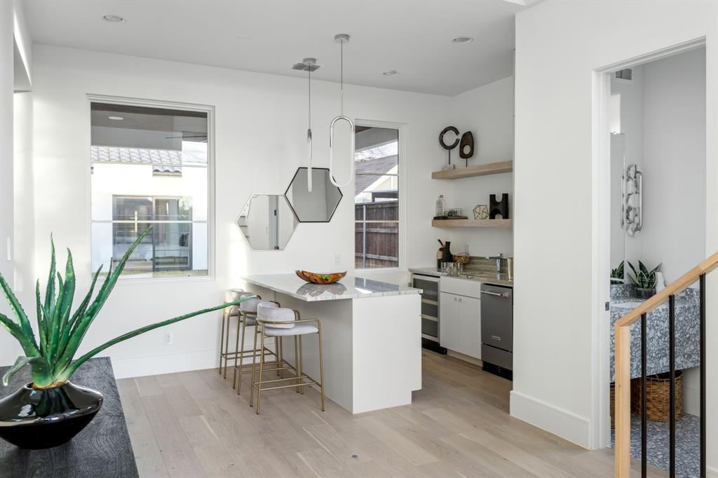 UNIVERSITY BOULEVARD TERRACE - Residential Lease