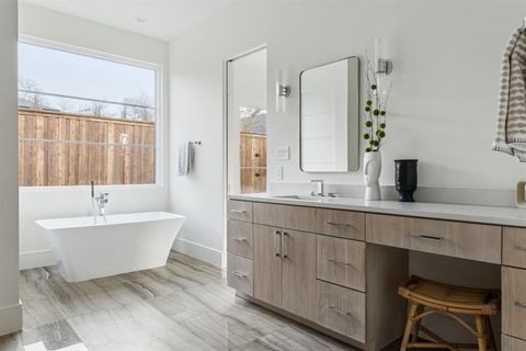 Tiny photo for 7526 Kenwell Street, Dallas, TX 75209 (MLS # 20897338)