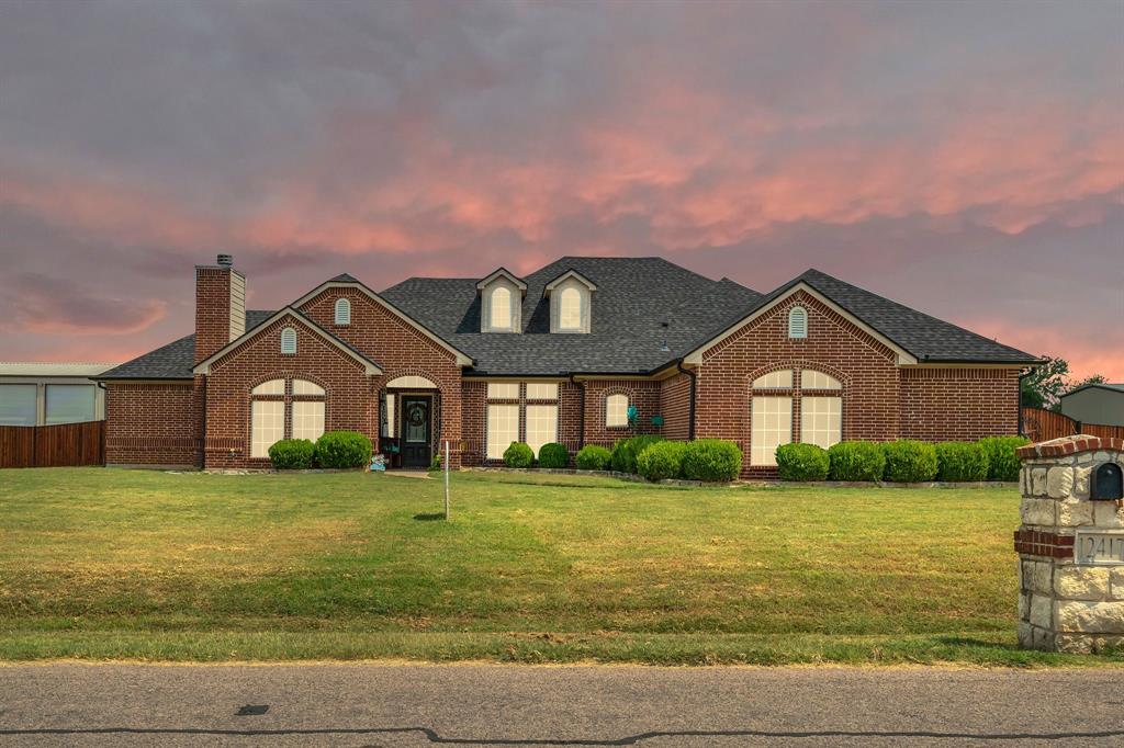 Burleson, Texas 76028, United States, 4 Bedrooms Bedrooms, ,3 BathroomsBathrooms,Residential,Contingent,200875