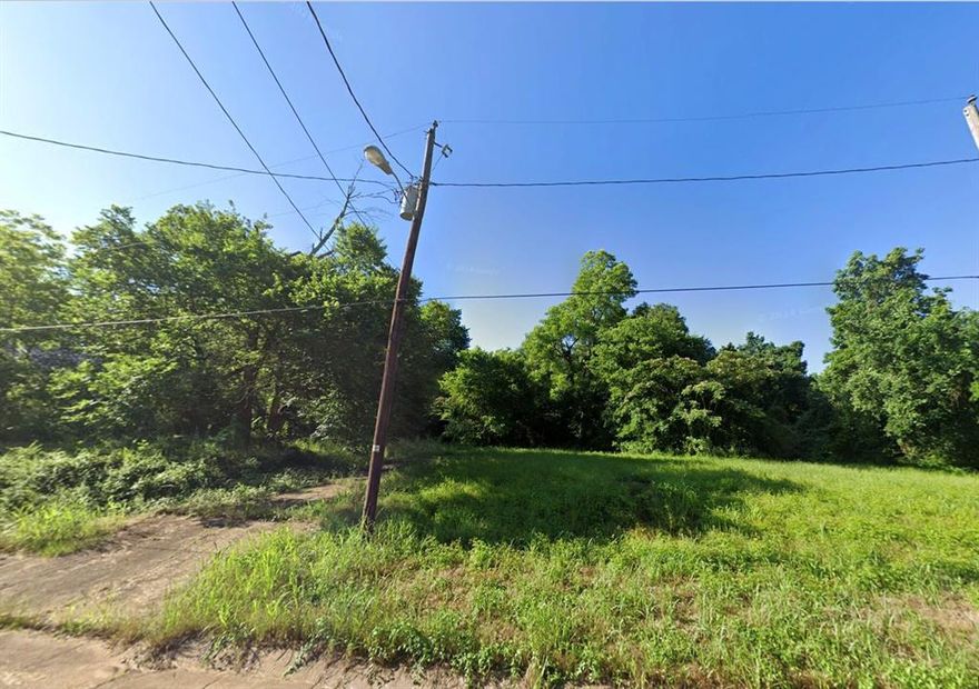 Duplex-zoned lot offering a strong value-add opportunity in a well-established area. Zoned 2F with utilities available, this property presents flexibility for investors, builders, or buyers looking to develop income-producing property.

Positioned for future development with no flood zone concerns, this lot allows you to take advantage of favorable zoning and increasing demand for multi-family housing. Purchase individually or explore the potential of acquiring both lots for a larger development opportunity.

Opportunities like this do not last long, especially with development-ready zoning in place.