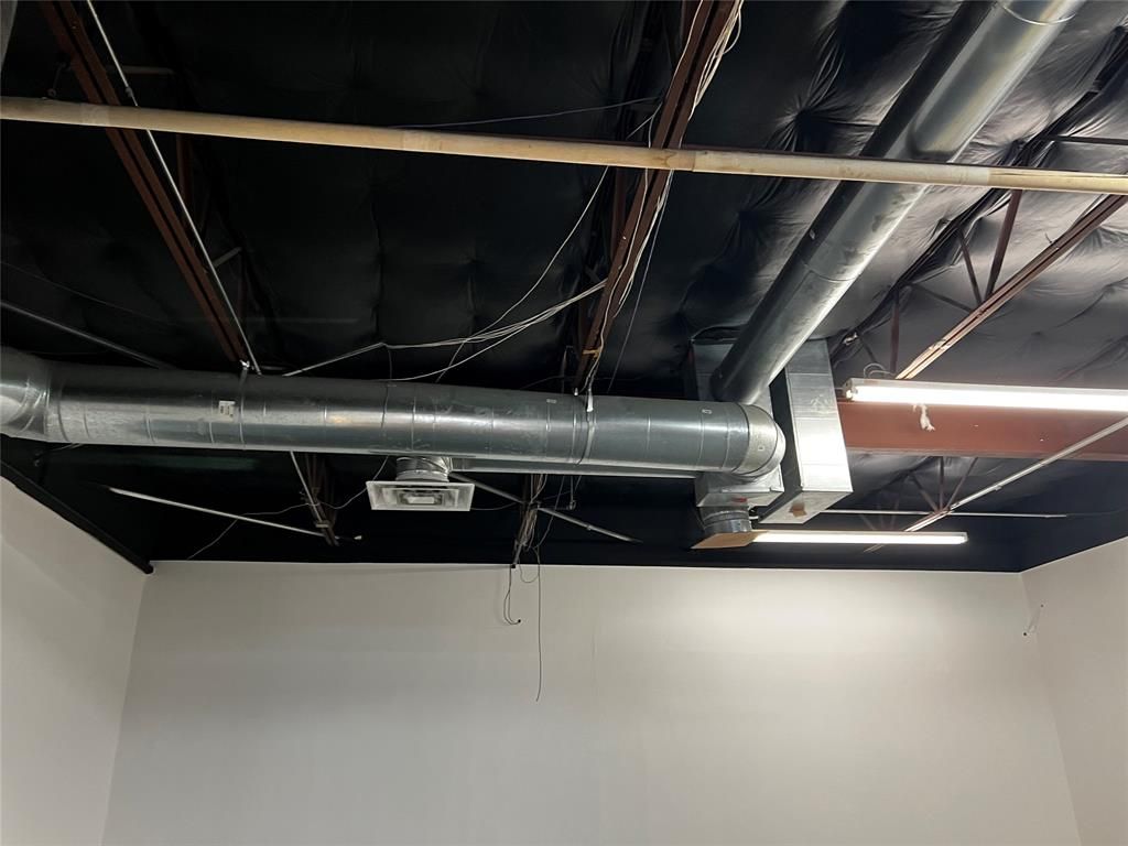 Photo of 617 W Kearney Street, Mesquite, TX 75149 (MLS # 21223349)