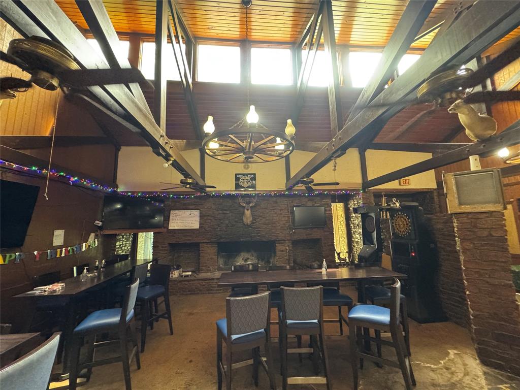 Horseshoe Bend - Commercial Sale
