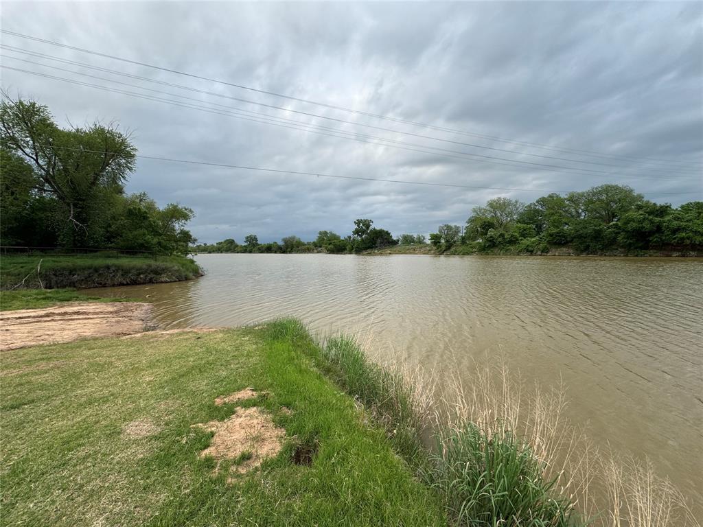 Horseshoe Bend - Commercial Sale