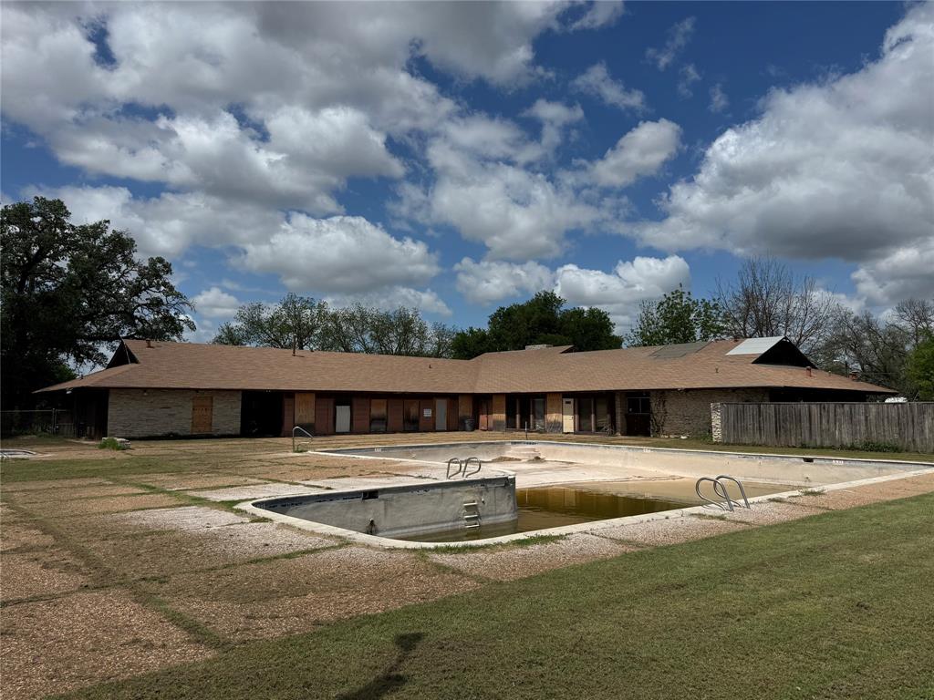 Horseshoe Bend - Commercial Sale