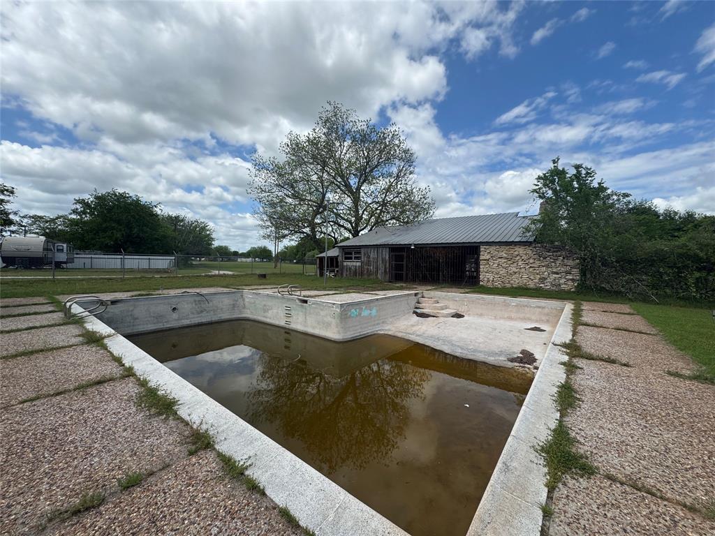 Horseshoe Bend - Commercial Sale