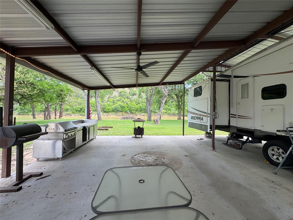 Horseshoe Bend - Commercial Sale