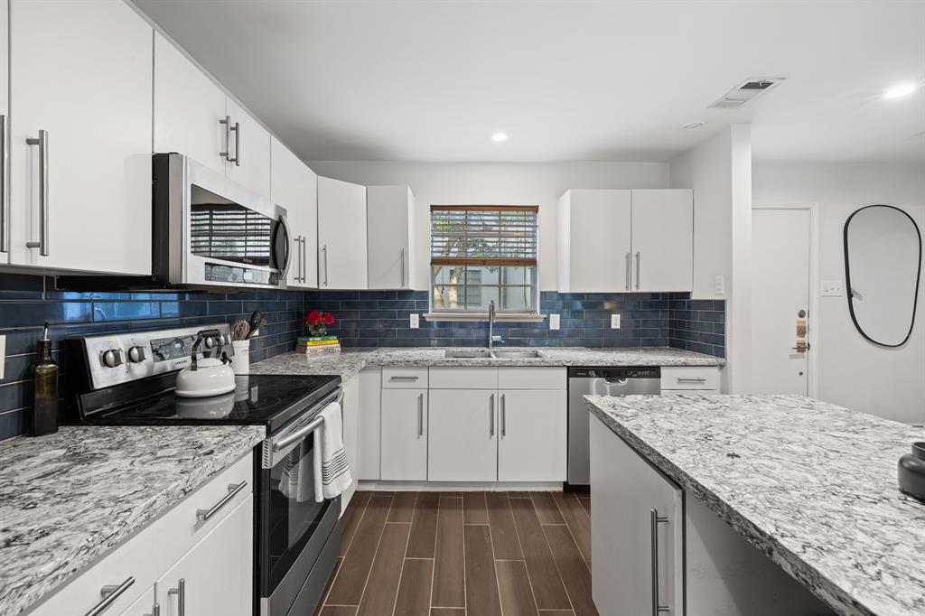 Buena Vista Ave Condo 4306 - Residential Lease