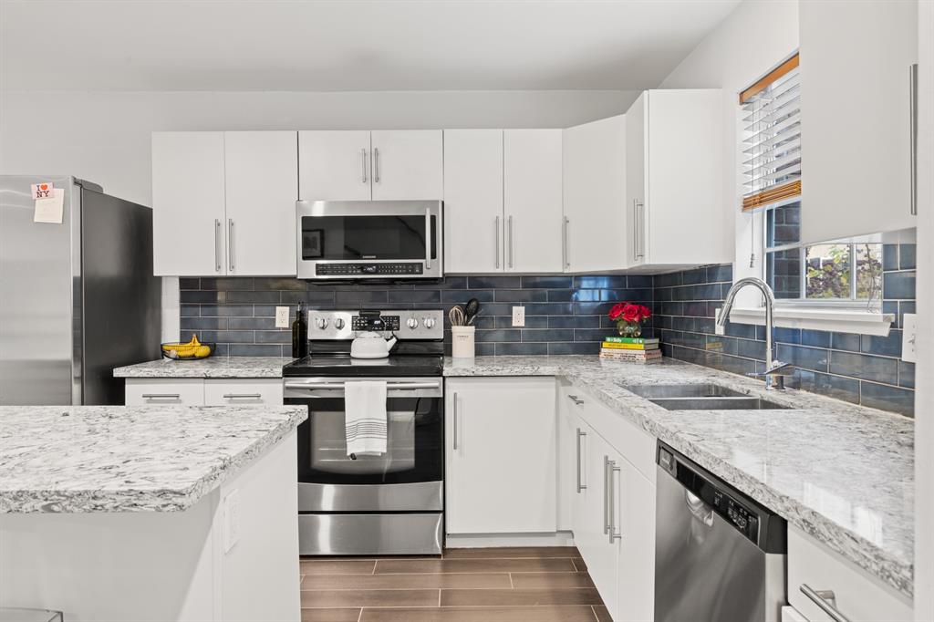 Buena Vista Ave Condo 4306 - Residential Lease