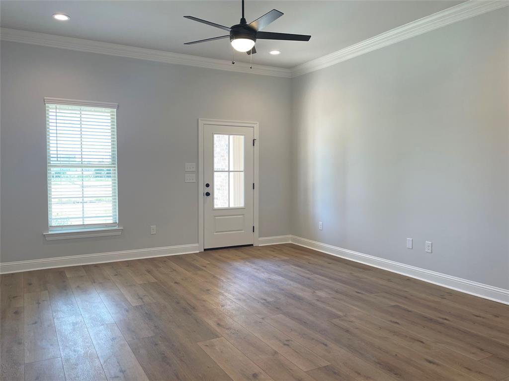 THE COVE AT VILLAGGIO - Residential