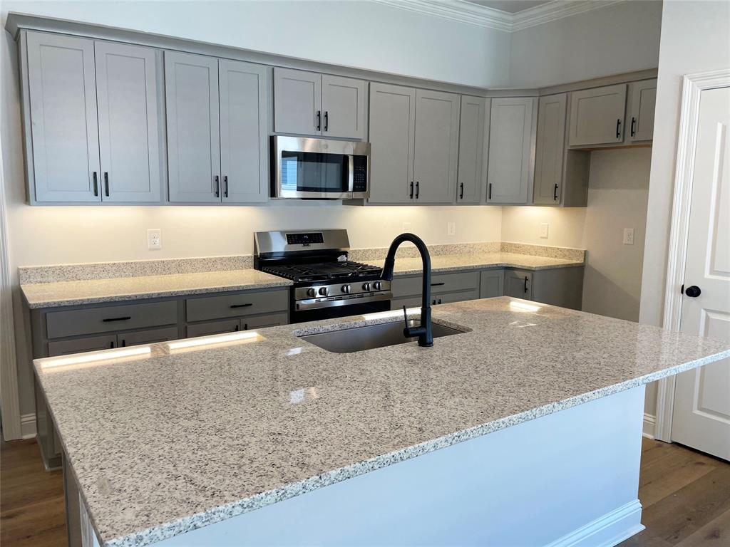 THE COVE AT VILLAGGIO - Residential