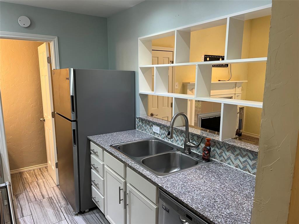 Wycliff Place Condo - Residential