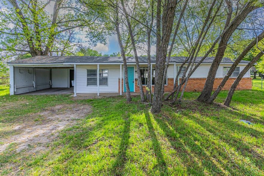 Welcome to 4156 Highway 14 N in Mexia, Texas, a single-family home featuring 3 bedrooms, 1 bathroom, and 1,200 square feet of living space. Situated on a 0.62-acre lot, this property offers a spacious yard and a practical setup with easy access along Highway 14. Charming updates, this home offers cleanliness, spaciousness, and affordability. Come and see this home today to make it yours.