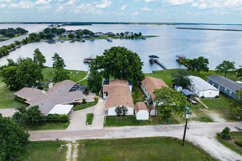 112 Causeway Cove Seven Points TX 75143