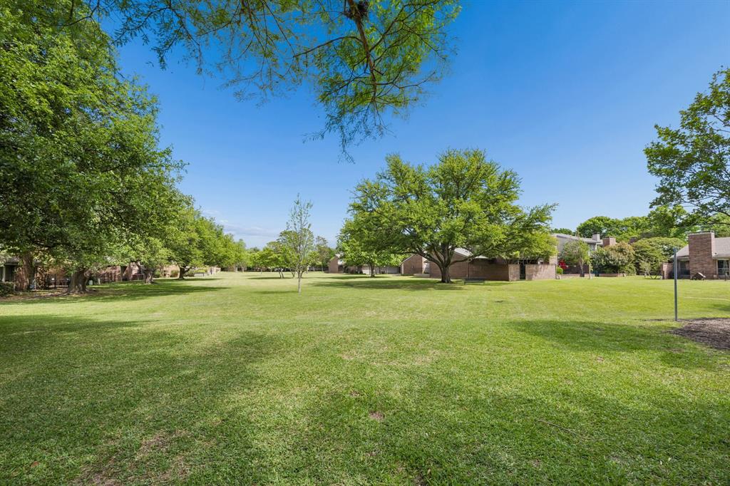 Preston Square Twnhms - Residential