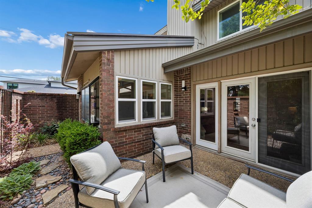 Preston Square Twnhms - Residential