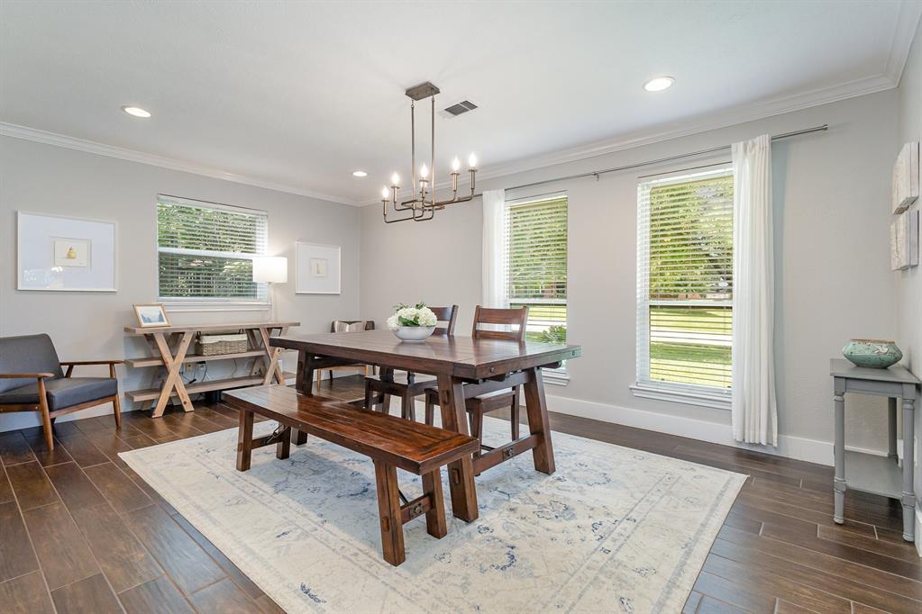 317 Oakcrest Drive