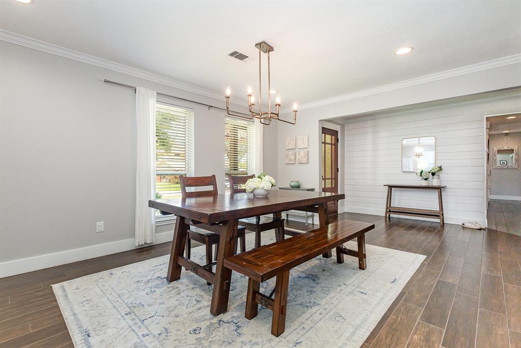 317 Oakcrest Drive