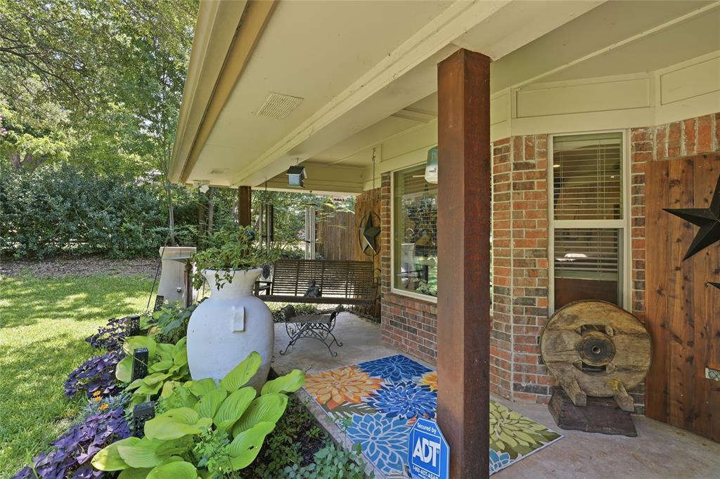 2941 Harvest Hill Drive