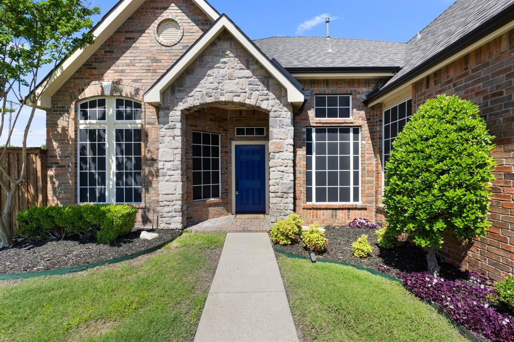 7601 Silverthorn