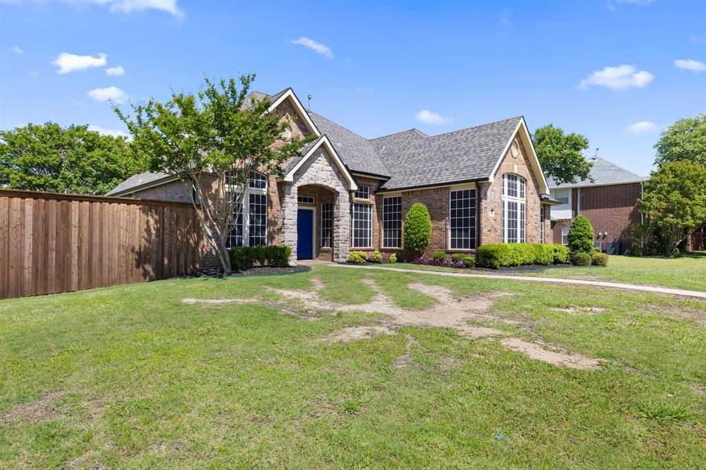 7601 Silverthorn