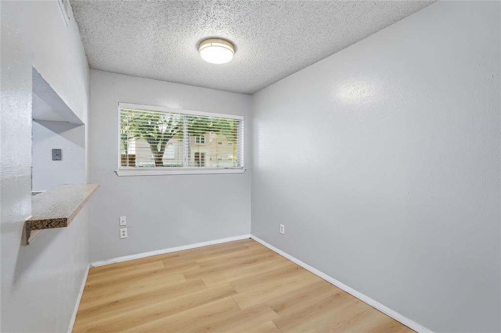 Two Holland Place Condo - Residential