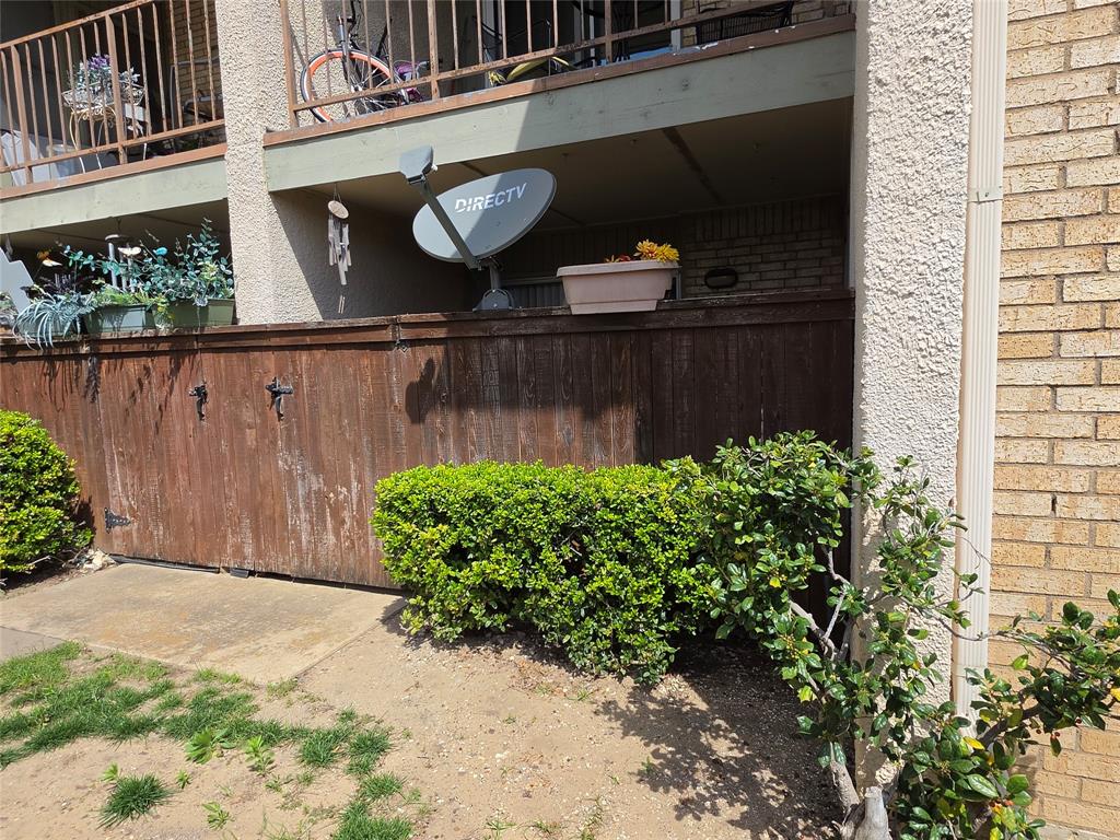 Las Colonitas Condo - Residential