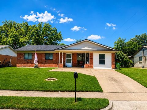 4310 Greenbriar Drive Bellmead TX 76705