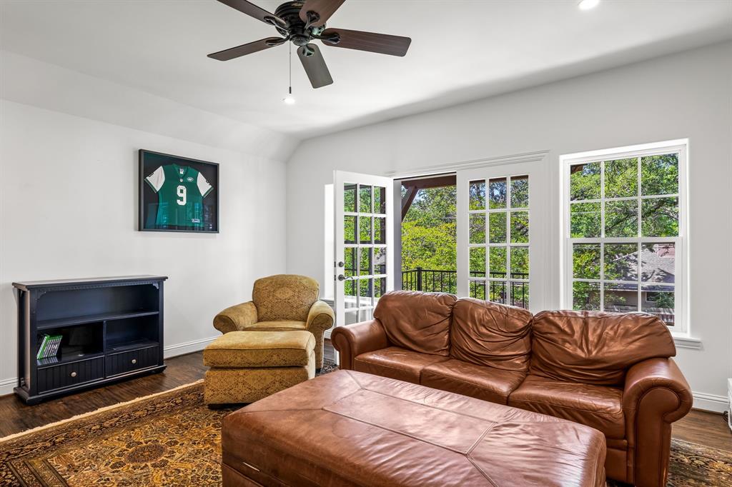 Midway Hills 05 - Residential