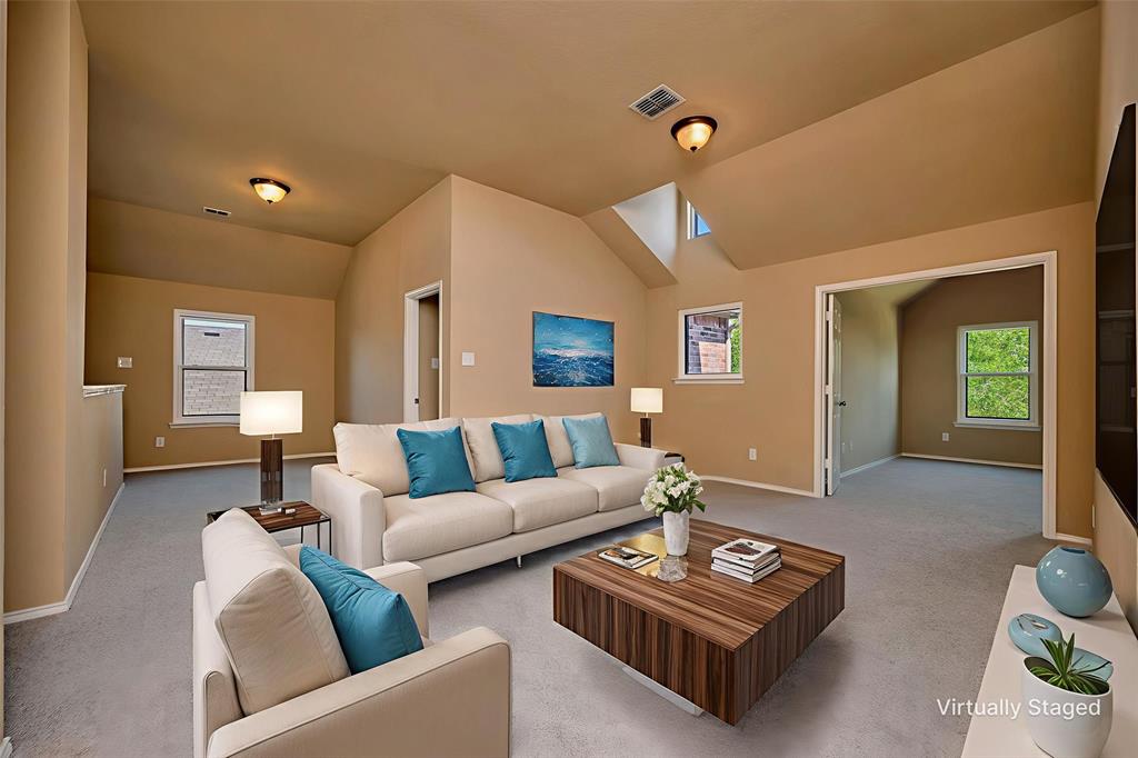 1348 Castlegar Lane