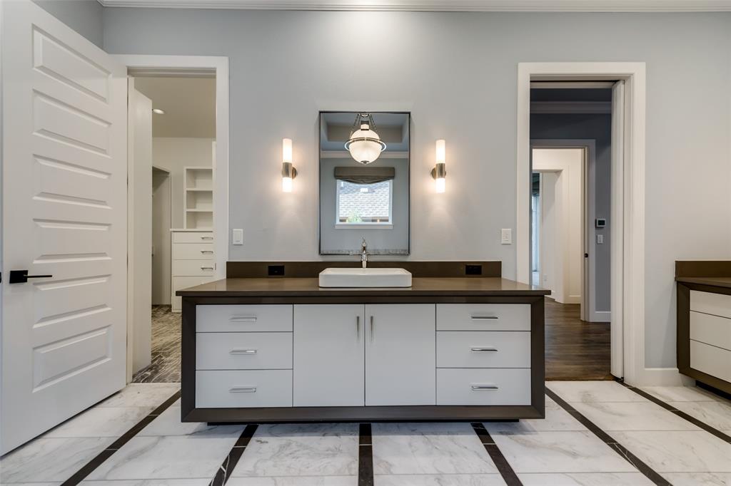 Villas of Hidden Knoll - Residential