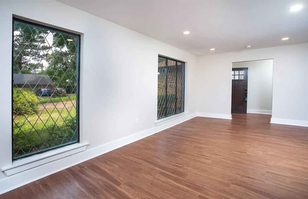 Rockwall Manor - Residential