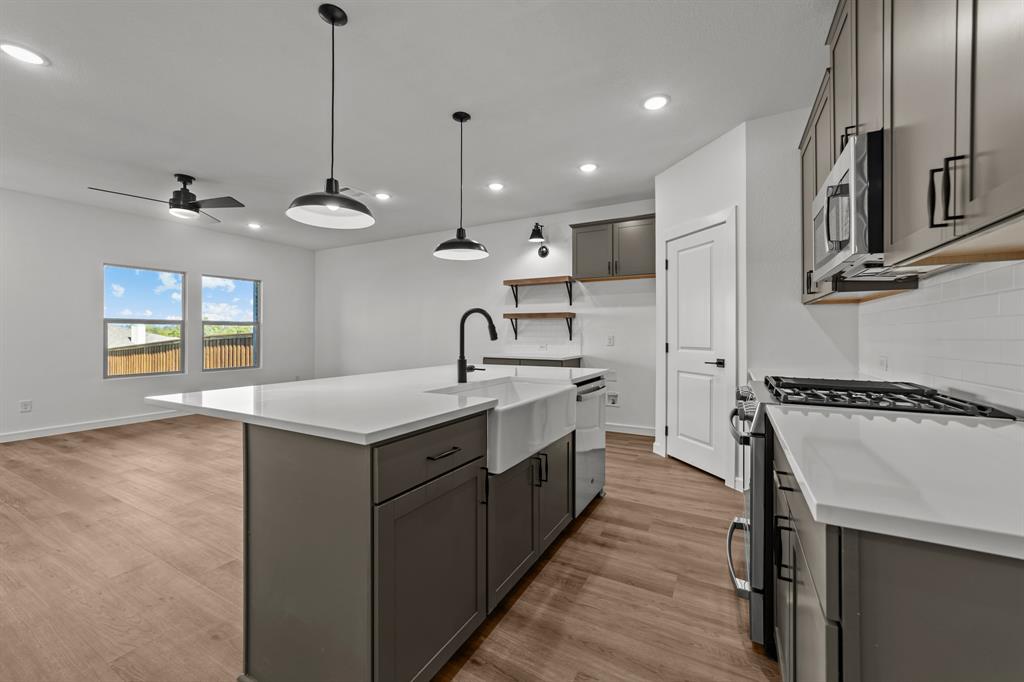 Caldwell Lakes - Residential