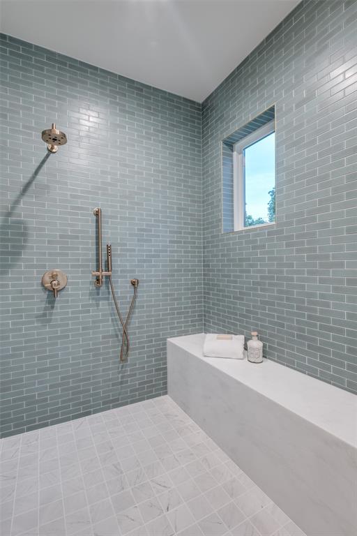 Lakeshore Hills Rev - Residential