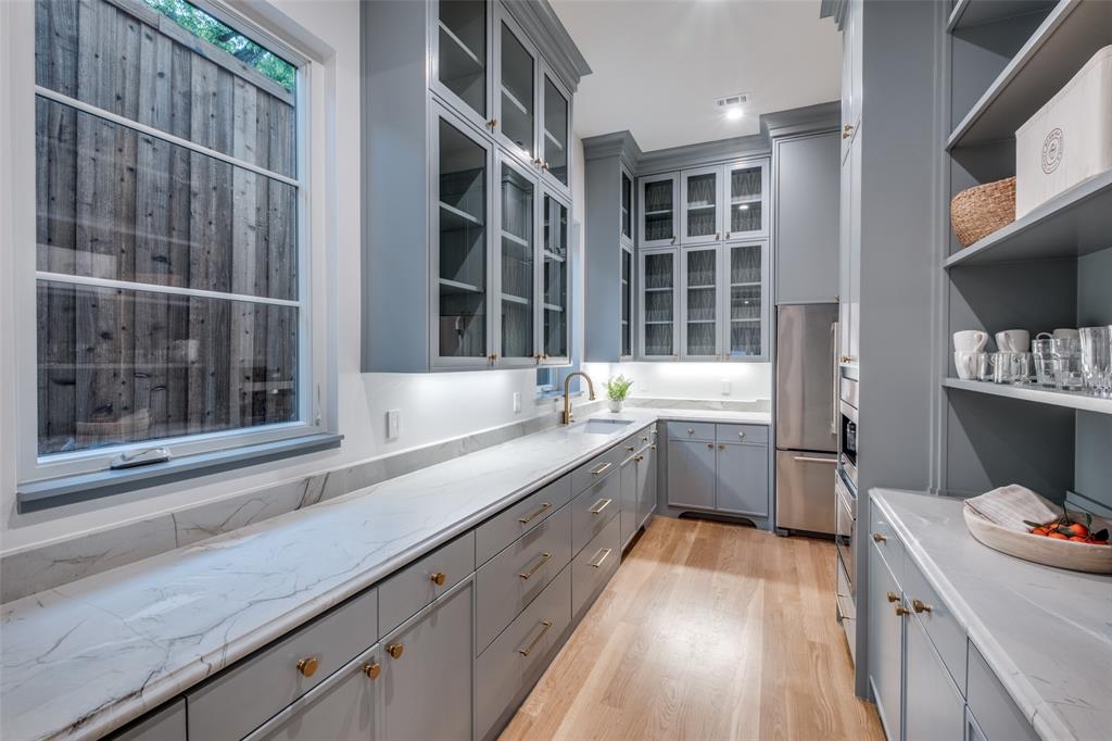 Lakeshore Hills Rev - Residential