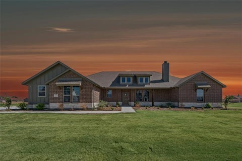Photo of 118 Sunny Side Road, Valley View, TX 76272 (MLS # 21312875)