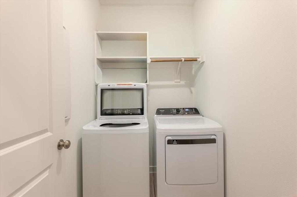 Azle Grove Ph 2 - Residential