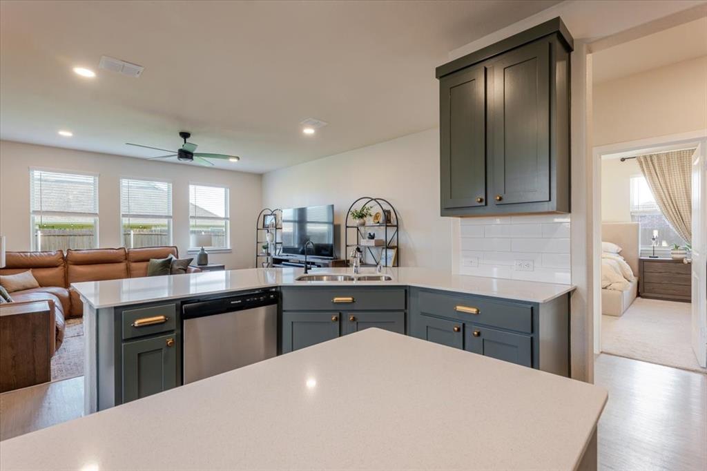 Azle Grove Ph 2 - Residential