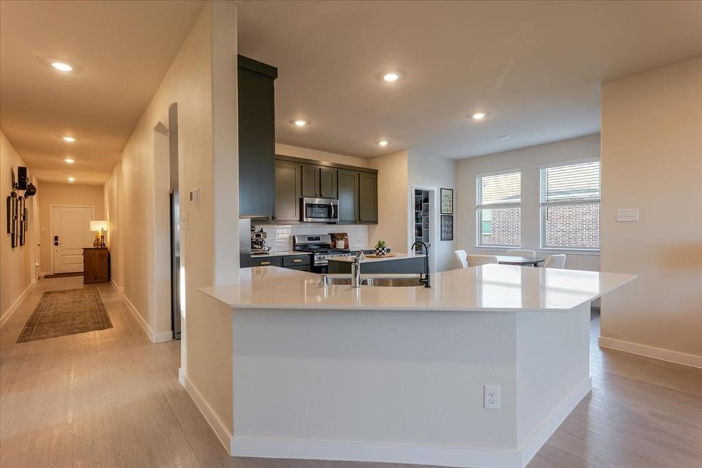 Azle Grove Ph 2 - Residential