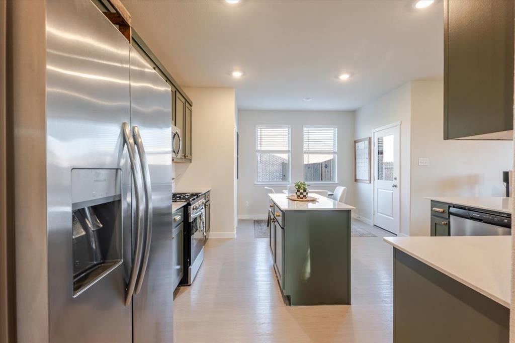 Azle Grove Ph 2 - Residential