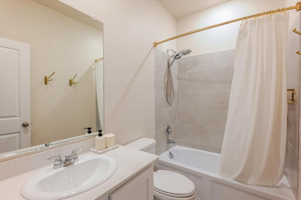 Azle Grove Ph 2 - Residential