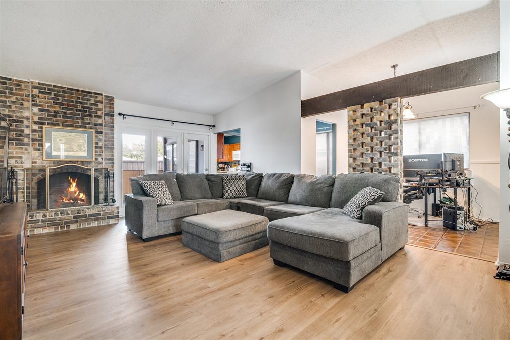 1365 Forestglen Drive