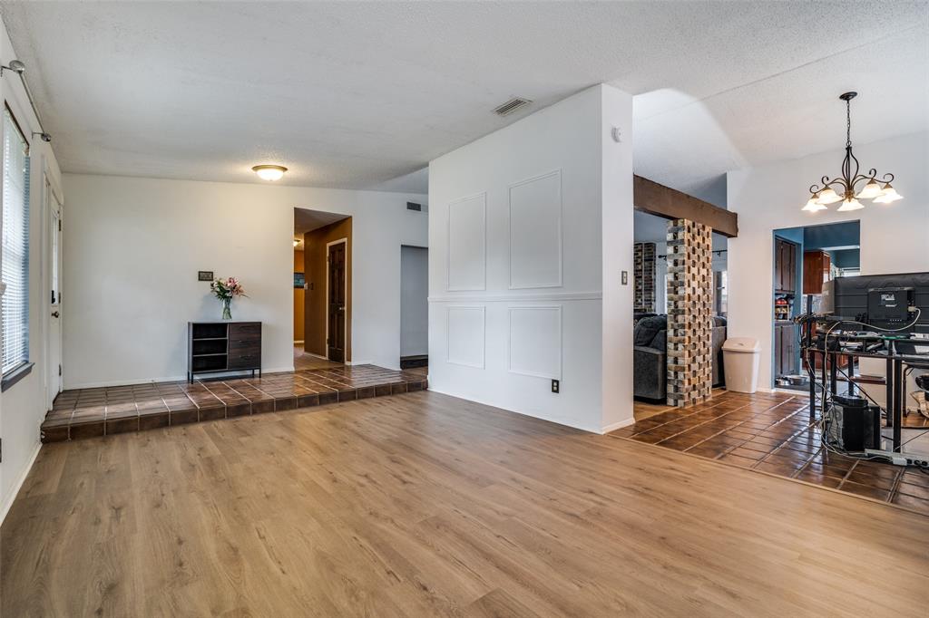 1365 Forestglen Drive