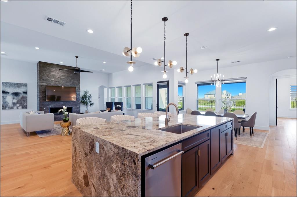 Lakes Add - Residential