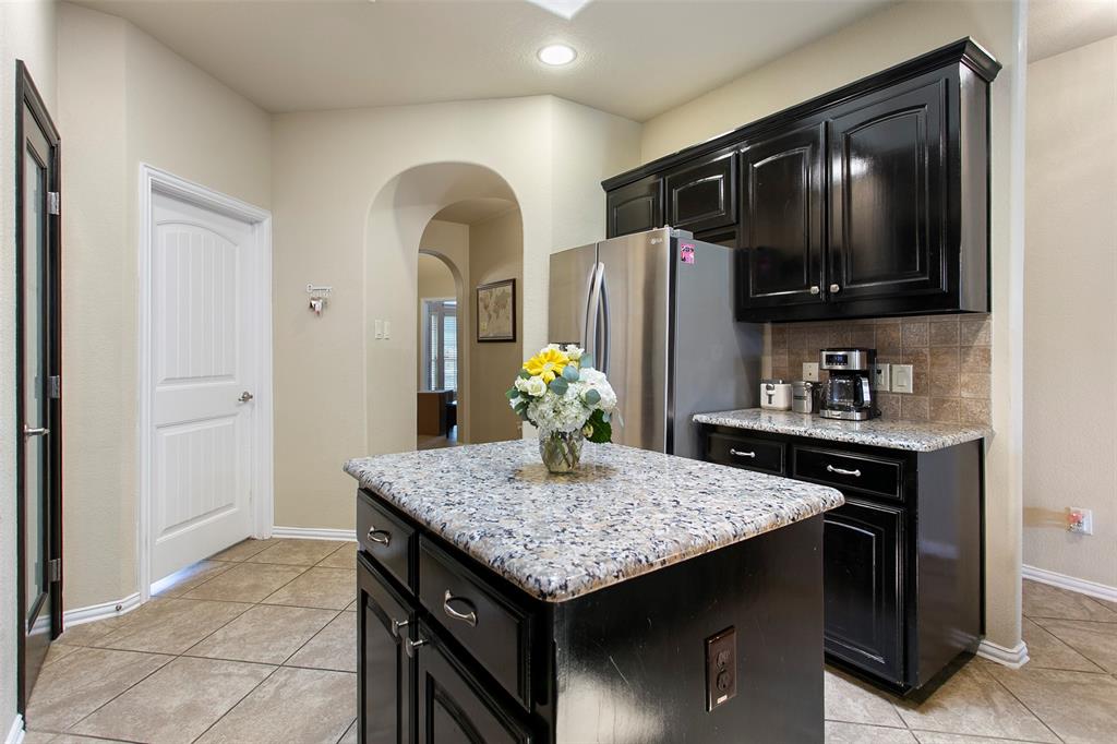 2525 Canyon Wren Lane