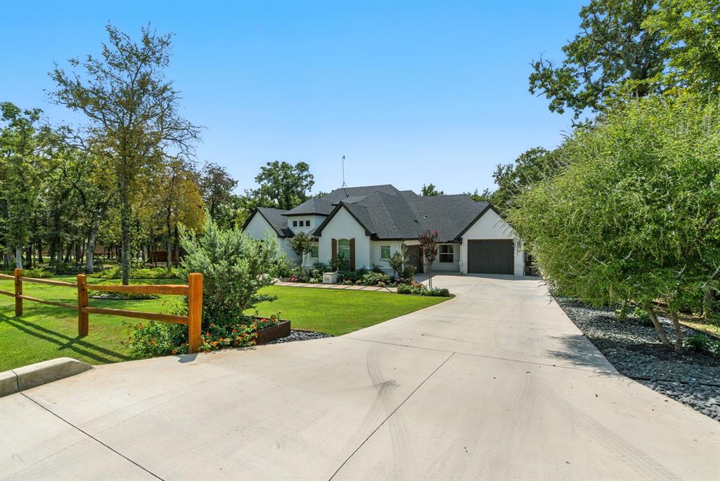 1001 Trinity Oaks Road