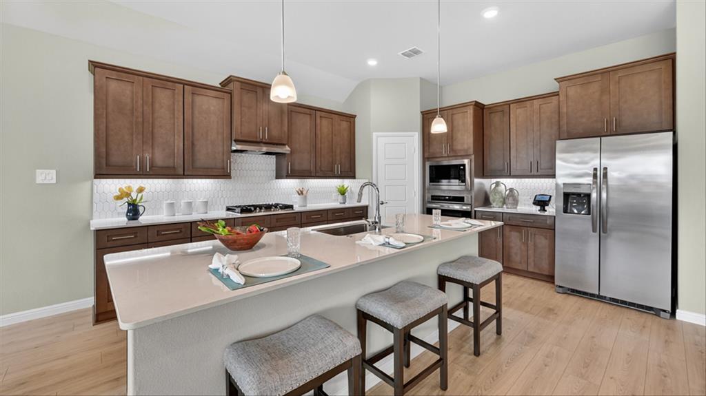 10417 PALMETTO Street