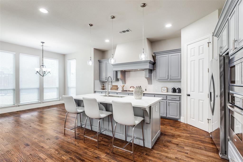 14669 Foxbriar Lane