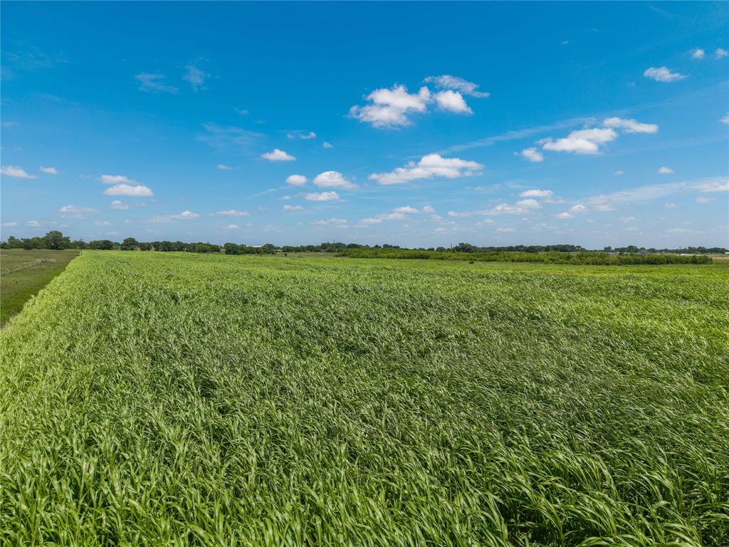 25.495 Acres Hwy 6 West